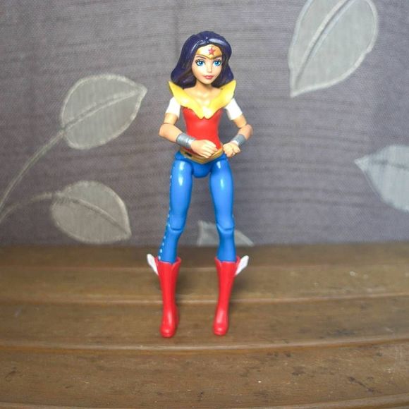 DC Other - DC Super Hero Girls Wonder Woman